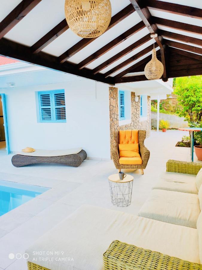 Location Maison Bleue Avec Piscine Privative Au Carbet Martinique Le Carbet Eksteriør bilde
