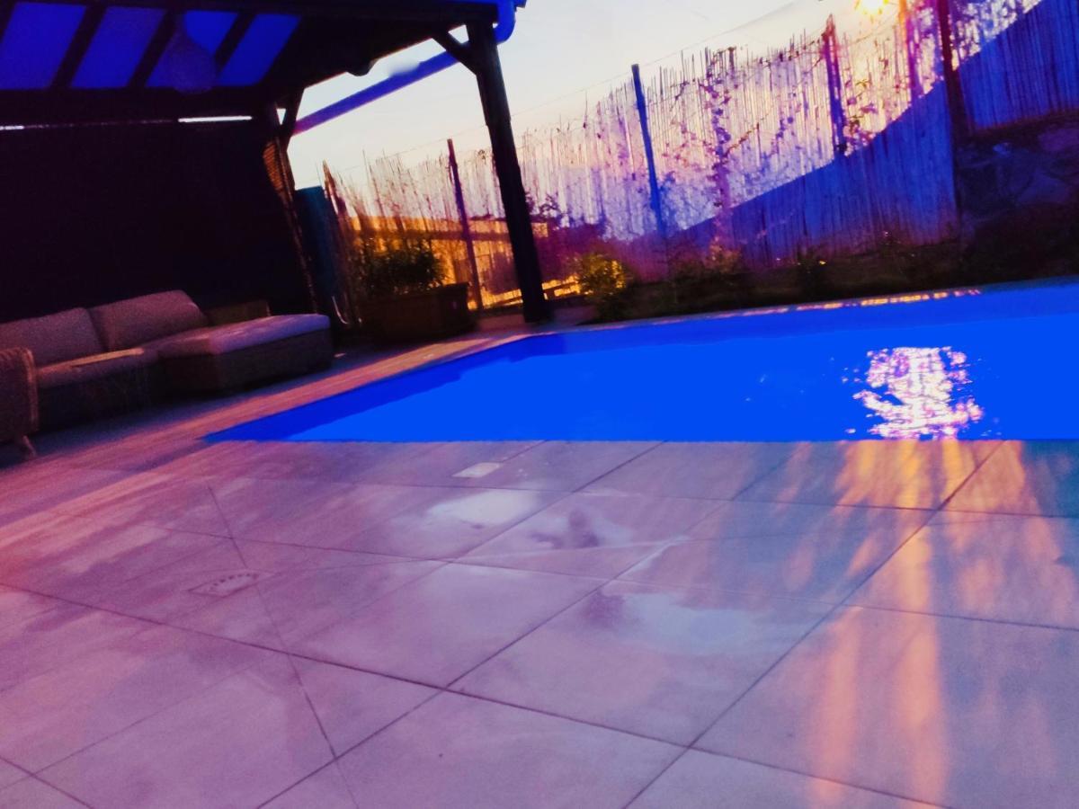 Location Maison Bleue Avec Piscine Privative Au Carbet Martinique Le Carbet Eksteriør bilde