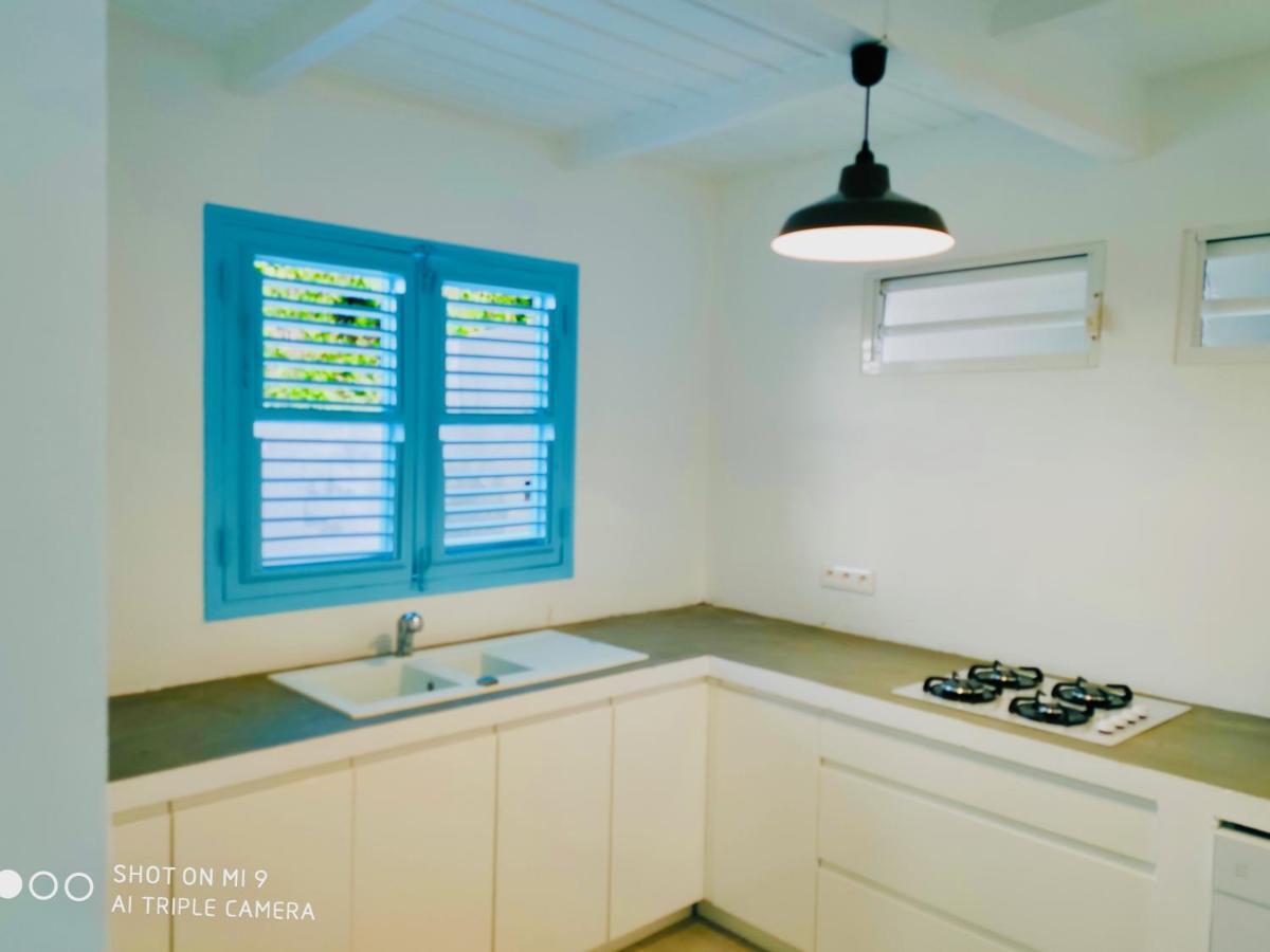 Location Maison Bleue Avec Piscine Privative Au Carbet Martinique Le Carbet Eksteriør bilde