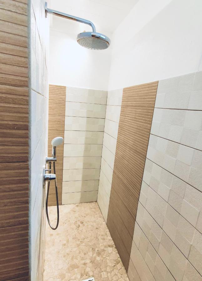 Location Maison Bleue Avec Piscine Privative Au Carbet Martinique Le Carbet Eksteriør bilde
